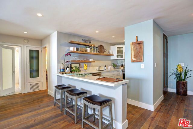 1025 Ocean Avenue 102, Santa Monica, CA 90403