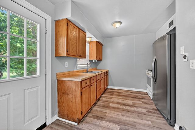 401 S Contemporary Drive, Sherman, TX 75092