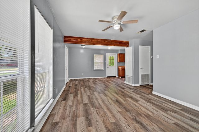 401 S Contemporary Drive, Sherman, TX 75092