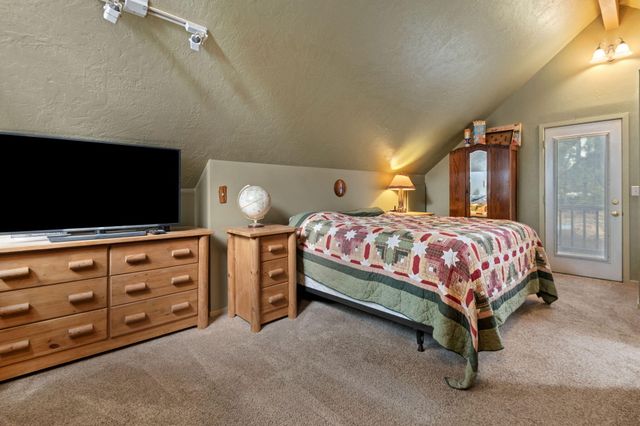 19373 Indian Summer Road, Bend, OR 97702