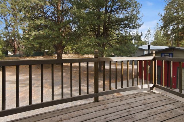 19373 Indian Summer Road, Bend, OR 97702