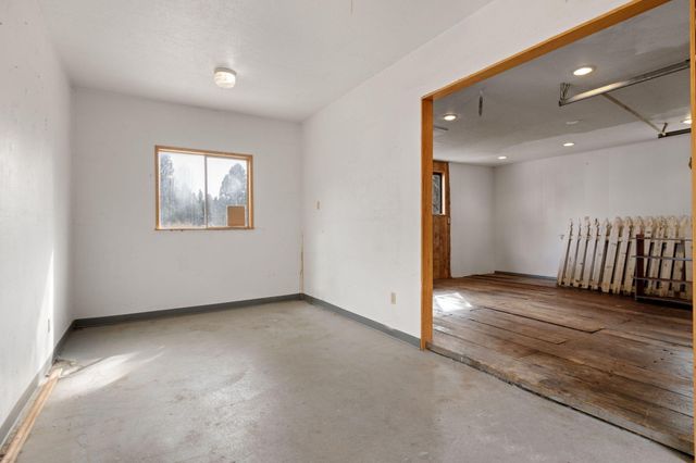 19373 Indian Summer Road, Bend, OR 97702