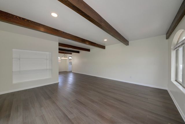 706 Cerro De Ortega Drive SE, Rio Rancho, NM 87124