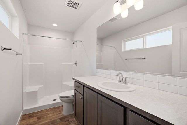 22871 E Wellington Pkwy, Liberty Lake, WA 99019