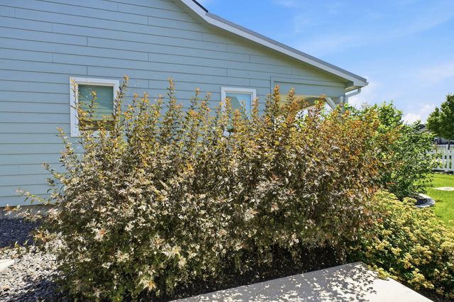 22871 E Wellington Pkwy, Liberty Lake, WA 99019