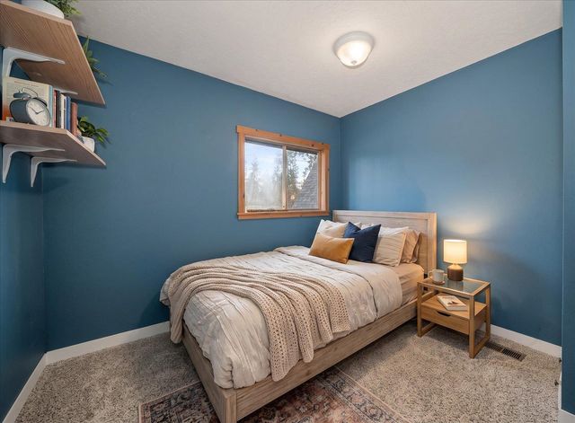 101 S RUSSELL Rd, Spokane, WA 99224