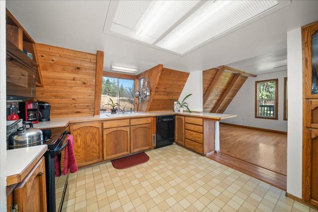 101 S RUSSELL Rd, Spokane, WA 99224