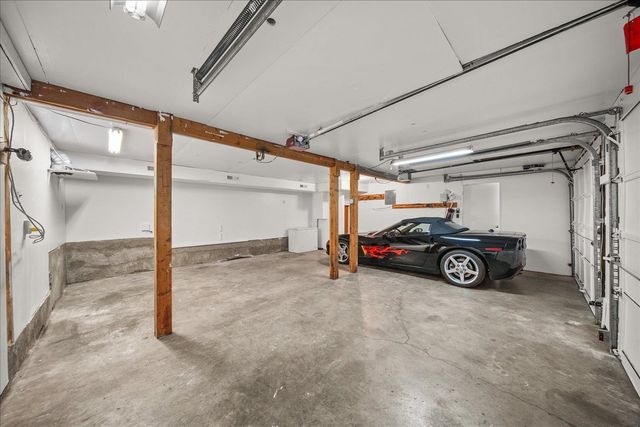 101 S RUSSELL Rd, Spokane, WA 99224