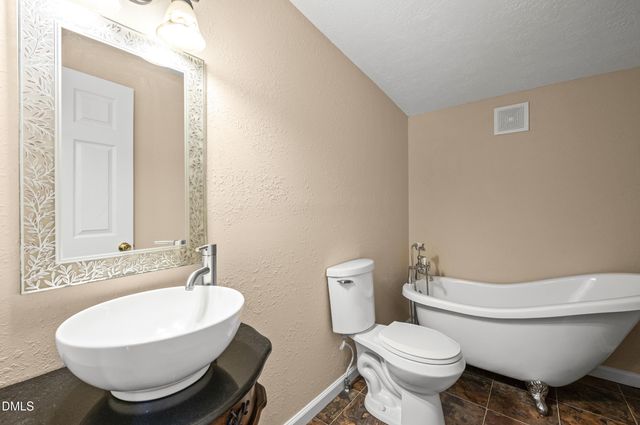 221 Pinkney Church Road, Fremont, NC 27830