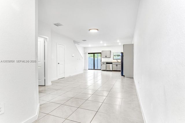 109 NE 3rd Ct, Florida City, FL 33034