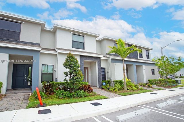 109 NE 3rd Ct, Florida City, FL 33034