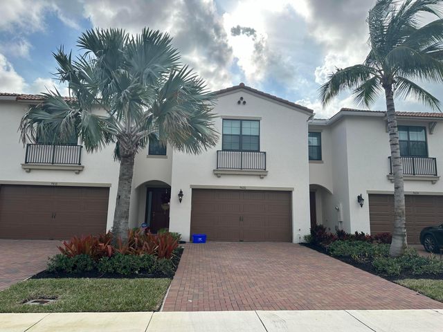 9420 Kinley Place, Boca Raton, FL 33428