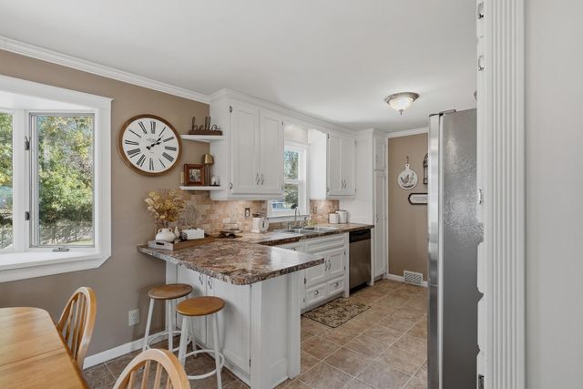 10633 Xavis Street NW, Coon Rapids, MN 55433