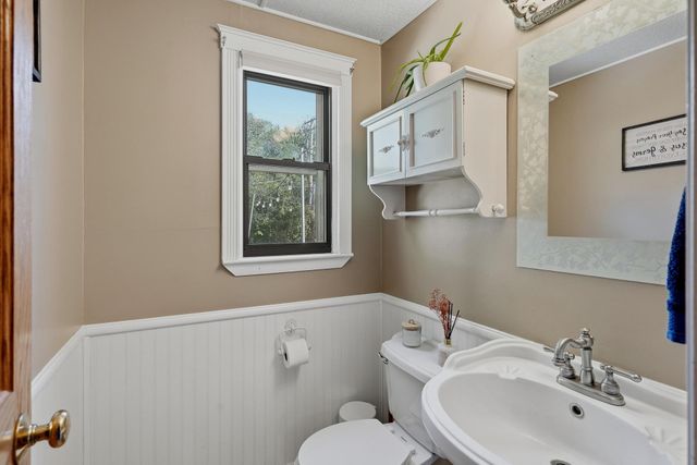 10633 Xavis Street NW, Coon Rapids, MN 55433