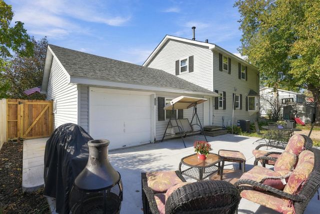 10633 Xavis Street NW, Coon Rapids, MN 55433