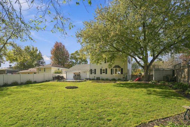 10633 Xavis Street NW, Coon Rapids, MN 55433