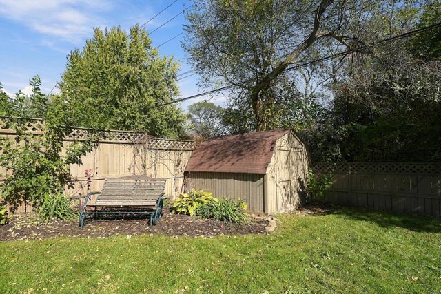 10633 Xavis Street NW, Coon Rapids, MN 55433