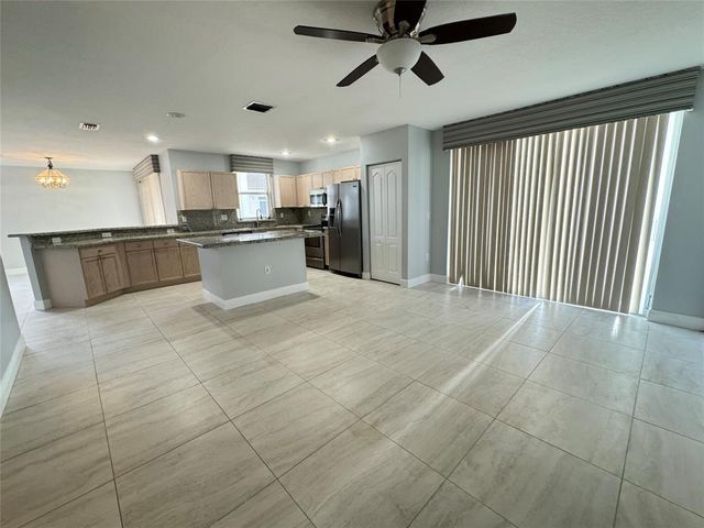 390 NW 115th Way, Coral Springs, FL 33071