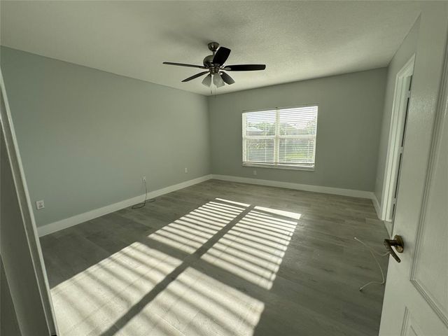 390 NW 115th Way, Coral Springs, FL 33071