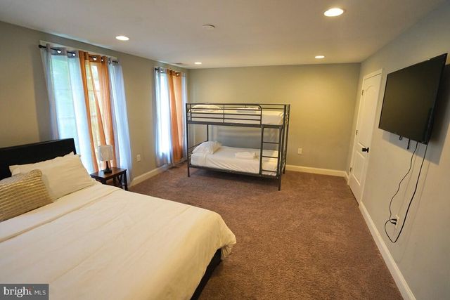 1505 E BALTIMORE ST E, Baltimore, MD 21231