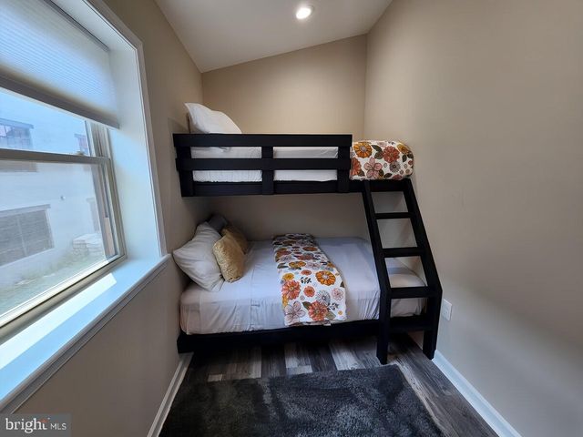 1505 E BALTIMORE ST E, Baltimore, MD 21231