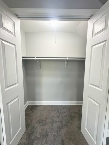 17 W 30th Place, Steger, IL 60475