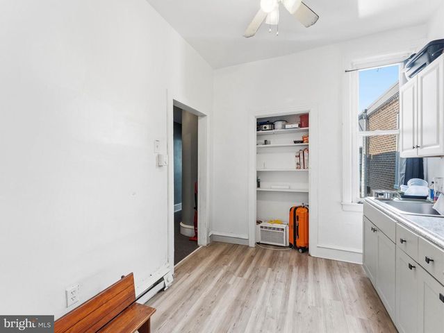 2338 W HAGERT ST, Philadelphia, PA 19132