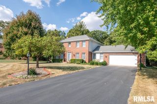 1319 W WEXFORD Place, Peoria, IL 61615