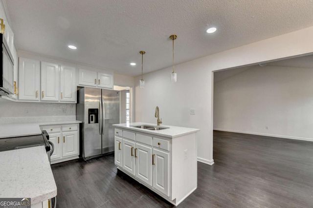 1703 Bismarck Circle, Winder, GA 30680