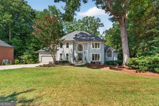 12190 Brookfield Club Drive, Roswell, GA 30075