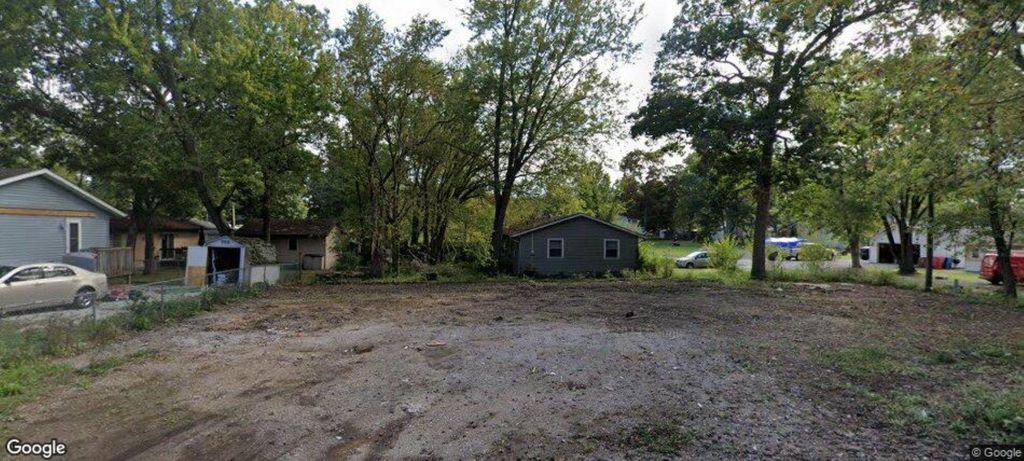 6599 Fernwood Avenue, Cedar Lake, IN 46303