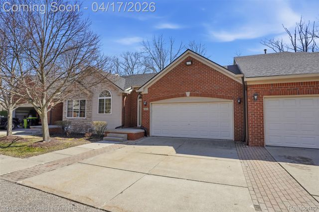 30674 Ardmore Court, Novi, MI 48377