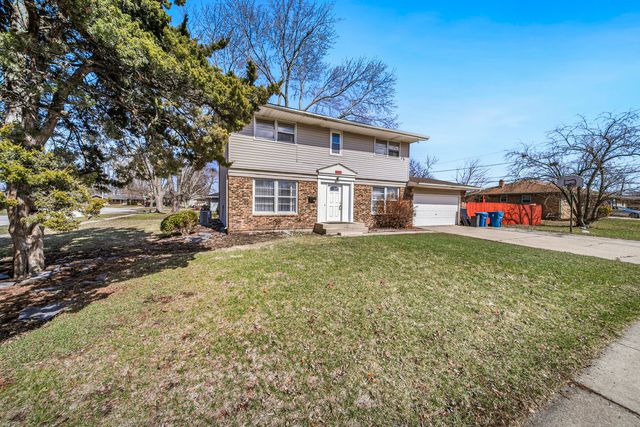 1421 Heather Drive, Aurora, IL 60506