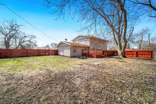 1421 Heather Drive, Aurora, IL 60506