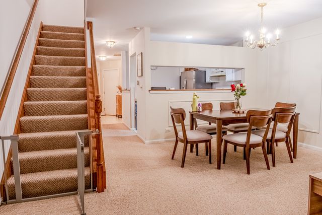 142 Kennebunk Court, Glendale Heights, IL 60139