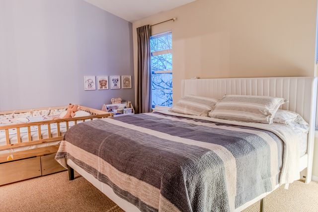 142 Kennebunk Court, Glendale Heights, IL 60139