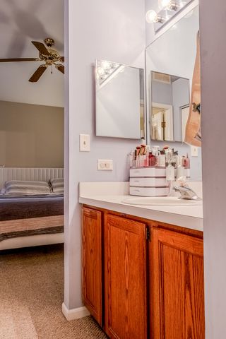 142 Kennebunk Court, Glendale Heights, IL 60139