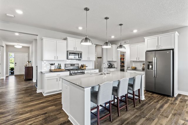 6063 Idsen Avenue S, Cottage Grove, MN 55016