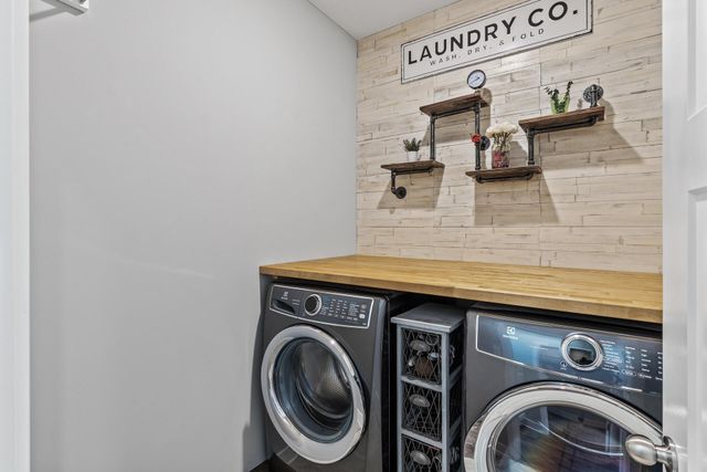 6063 Idsen Avenue S, Cottage Grove, MN 55016