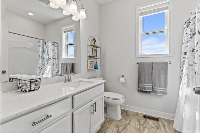 6063 Idsen Avenue S, Cottage Grove, MN 55016