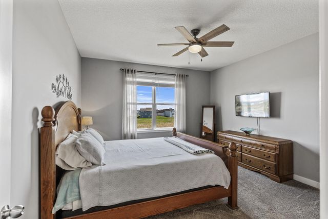 6063 Idsen Avenue S, Cottage Grove, MN 55016