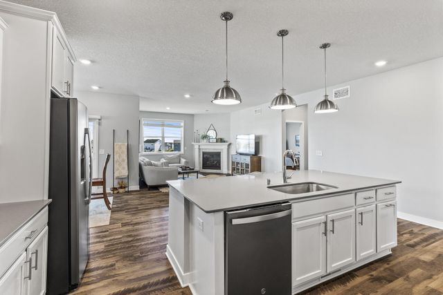 6063 Idsen Avenue S, Cottage Grove, MN 55016