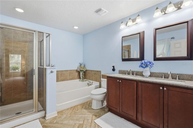 122 S HUMMINGBIRD PLACE, Palm Coast, FL 32164