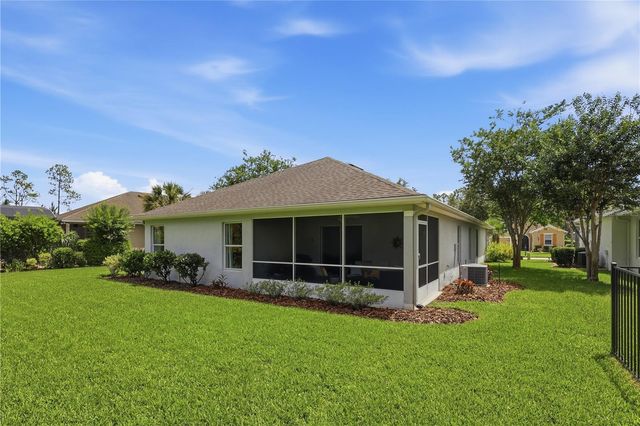 122 S HUMMINGBIRD PLACE, Palm Coast, FL 32164