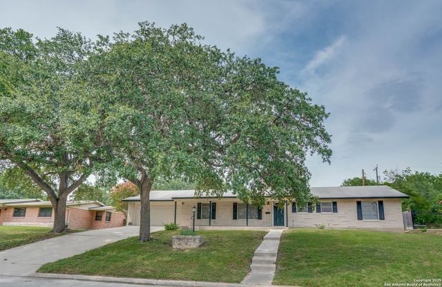 211 E Woodlake, San Antonio, TX 78229