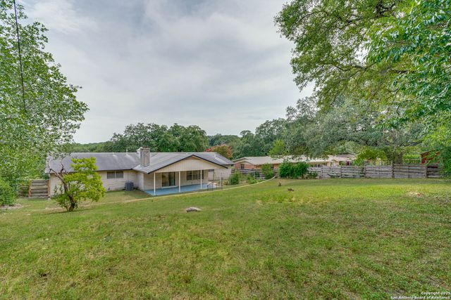 211 E Woodlake, San Antonio, TX 78229