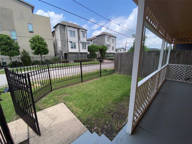 1517 Summer Street, Houston, TX 77007