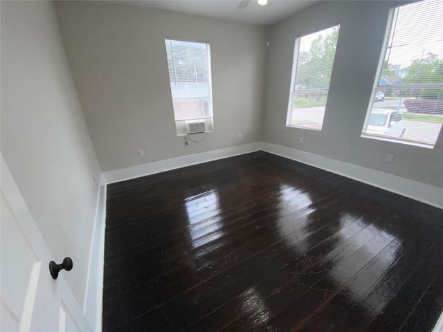 1517 Summer Street, Houston, TX 77007