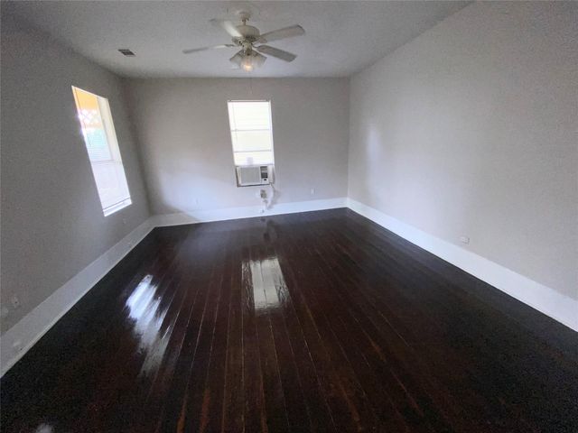 1517 Summer Street, Houston, TX 77007