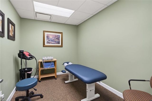 2216 Executive Dr Ste A, Hampton, VA 23666
